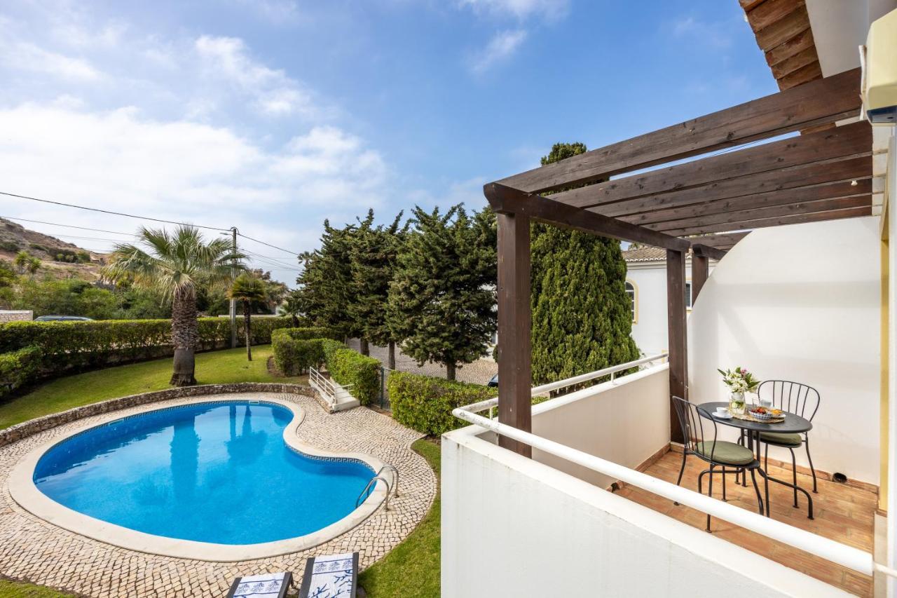 Coolhouses Luz, 3 Bed Linked House, Shared Pool, A Stone'S Throw Of The Sea, Casa Sirrah Exterior photo